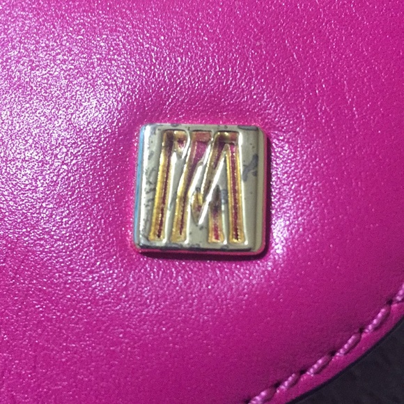 Antonio Melani Pink crossbody shoulder purse - Picture 4 of 8